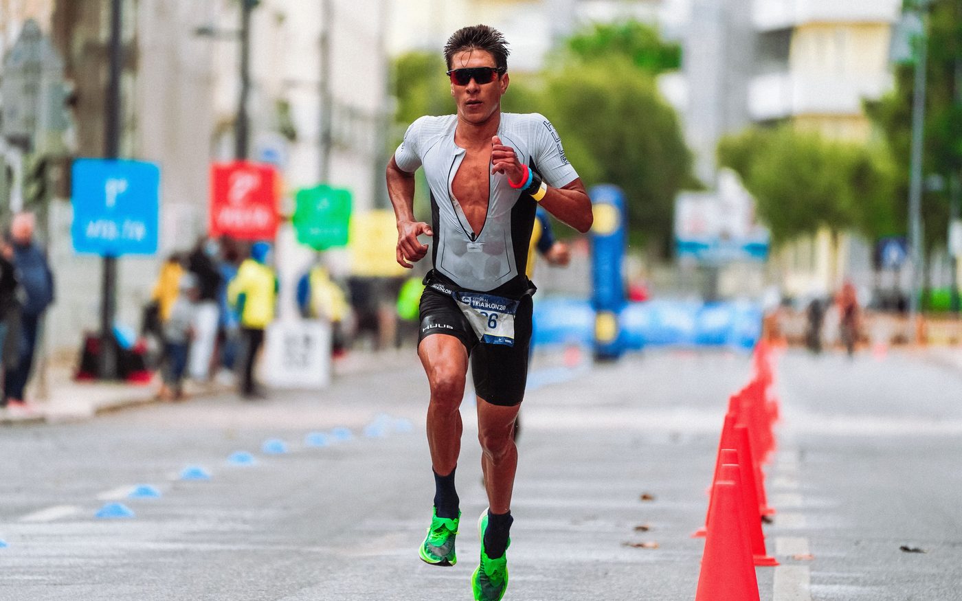 Caso de Estudio: Cómo Salvar la Preparación de un Triatlón 70.3 tras Bloquearse por Fatiga Central