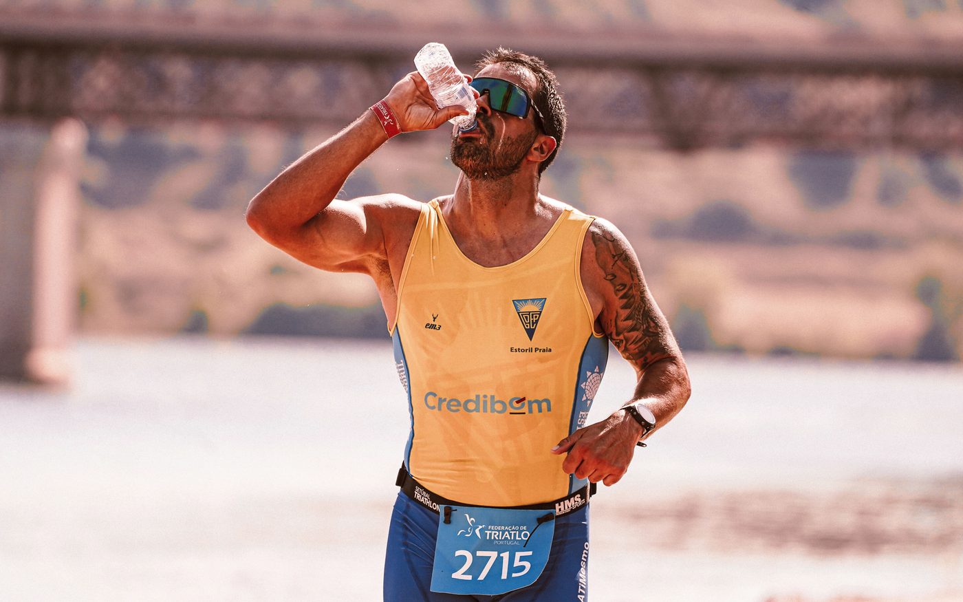 Distribución de Carga Semanal para Triatlón Full Distance